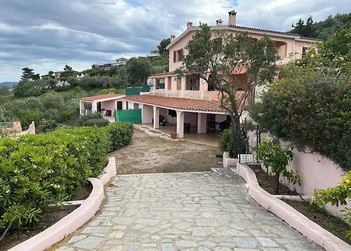 Casa Valeale2 * Olbia